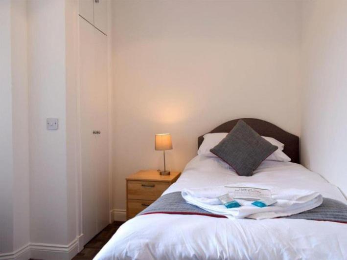 Courtyard Holiday Apartments Inverkeithing Exterior photo